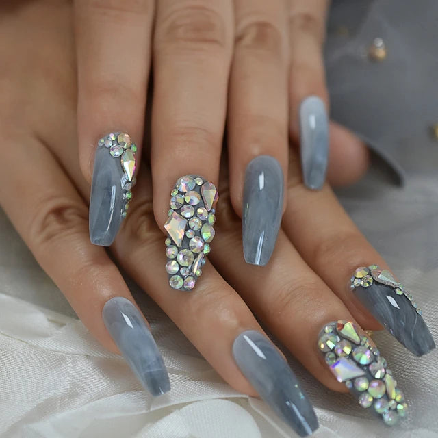 Luxury Fake Nails Designer Extra Long Ombre French Jewelry Pre-designed Nails Natural Stiletto AB Stones Decoration Tips