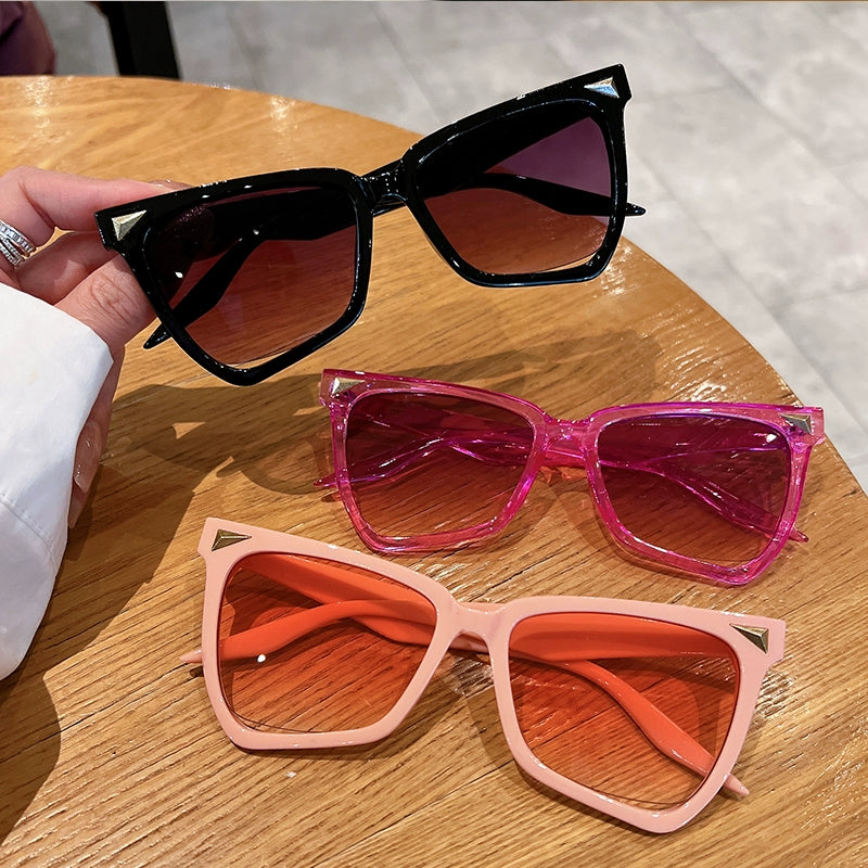 Retro Cats' Eye Sunglasses Women's American Style Asymmetrical Colorful Sunglasses Good-looking Anti-Ultraviolet Photography Fashion Large Rim
