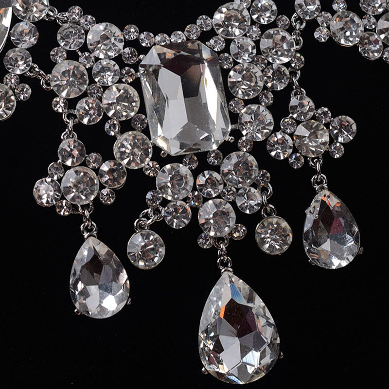 Exquisite Necklace Earrings Three Piece Set & Suitable