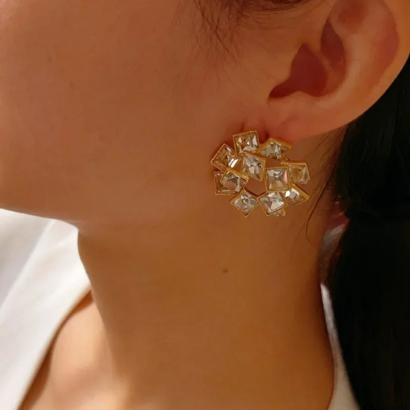 Draweye Medeival Vintage Stud Earrings for Women Geometric Korean Fashion Jewelry Dinner Party Elegant Aretes De Mujer