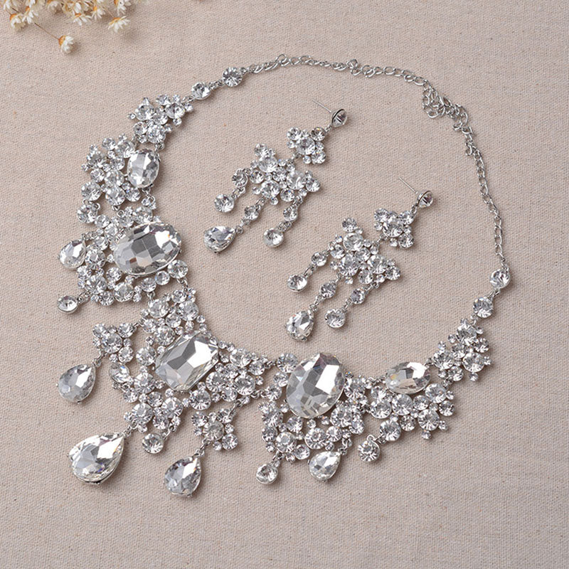 Exquisite Necklace Earrings Three Piece Set & Suitable