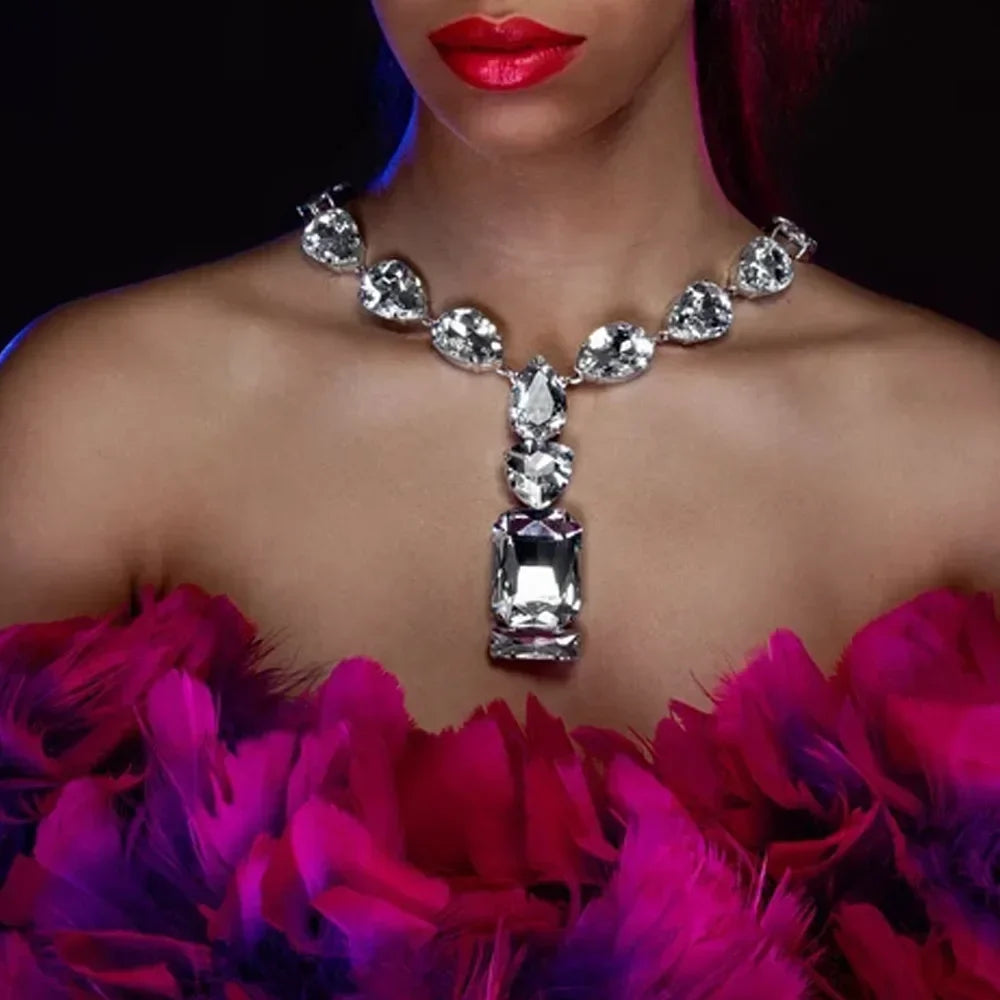 Woman Luxurious Handmade Oversized Crystal Necklace Sexy Fashion Big Square Rhinestone Statement Necklaces Accessories