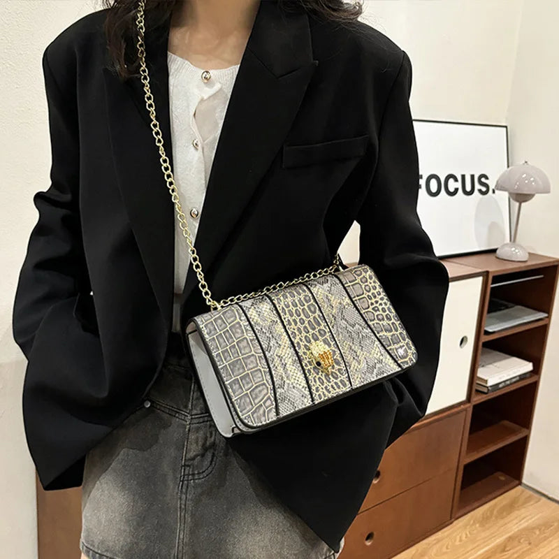 2024 New Versatile Shoulder Bag Eagle Head Snake Pattern Splicing Design Fashion Chain Clutch Bag Simple Commuting Crossbody Bag