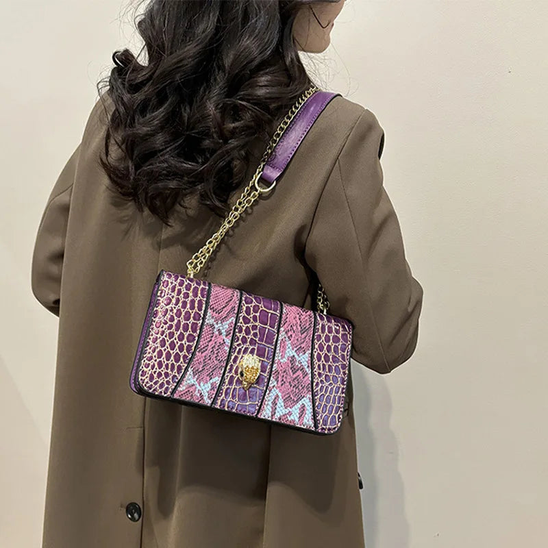 2024 New Versatile Shoulder Bag Eagle Head Snake Pattern Splicing Design Fashion Chain Clutch Bag Simple Commuting Crossbody Bag