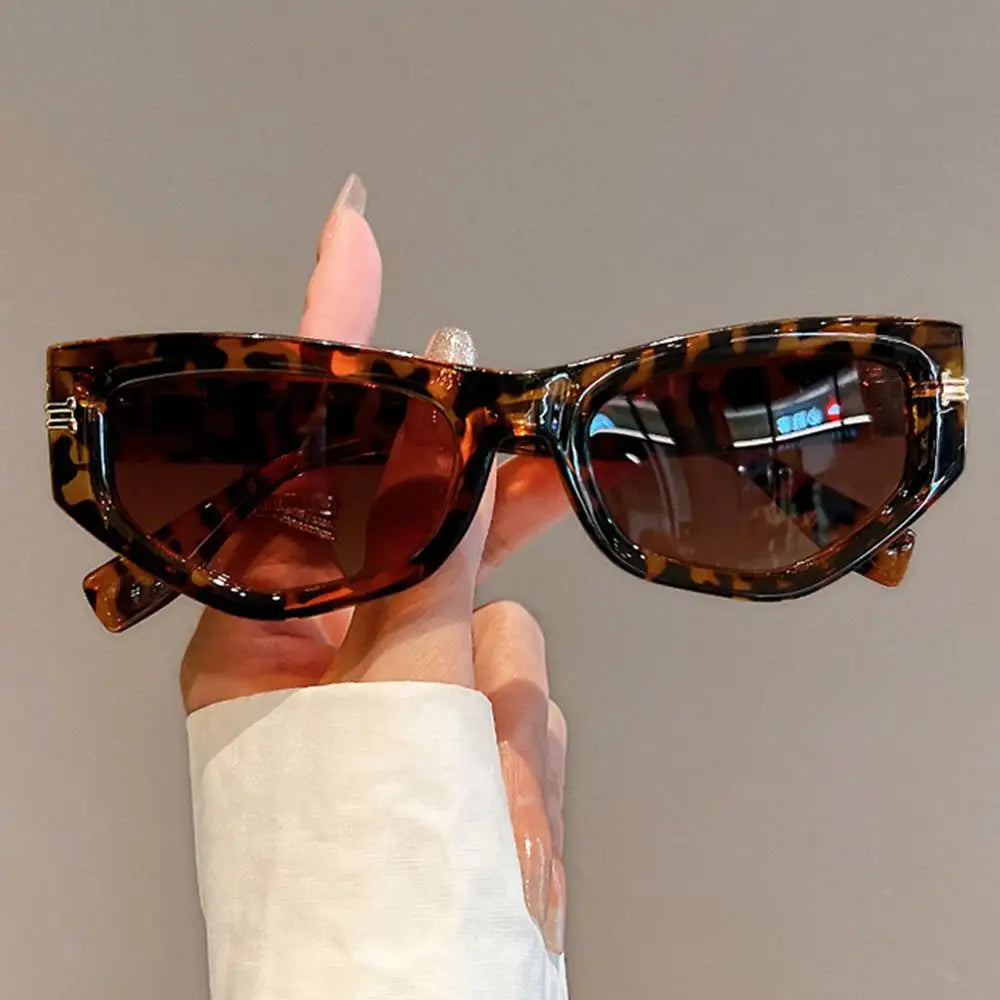 Vintage Cat Eye Sunglasses Men Women New Fashion Irregular Gradient Eyewear Shades Luxury Brand Designer Cycling Sun Glassses