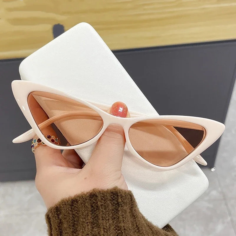Fashion Cat Eye Sunglasses Women Vintage Oversized Shades UV400 Triangle Sun Glasses Female Goggle Eyewear Gafas De Sol