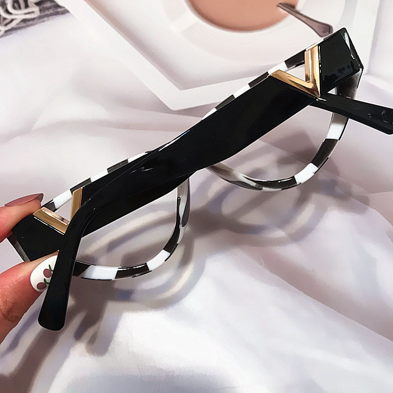 Unique Cat Eye Anti-blue Light Clear Lens Glasses & Sunglasses For Women