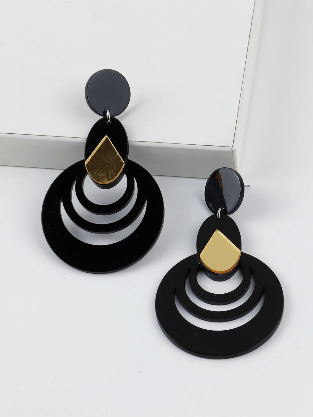 FishSheep Black Acrylic Geometric hollowed Drop Earrings