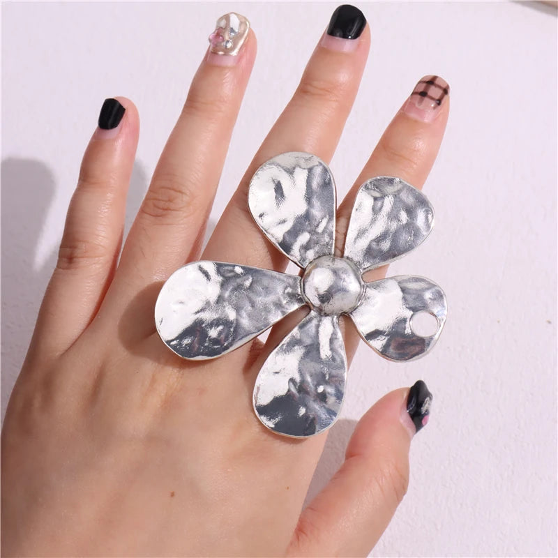 Exaggerated Large Heart Flower Rings Irregular Vintage