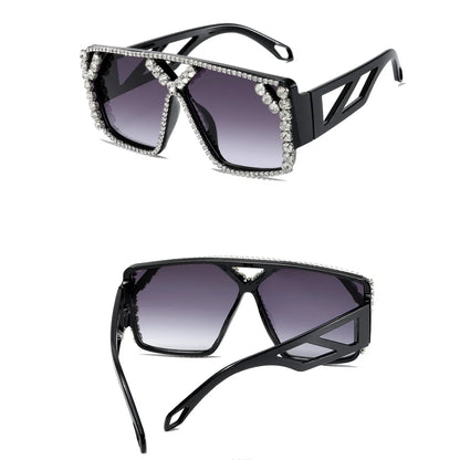 Fashion Vintage Sex Ladies Big Frame Square Diamond Sunglasses Women Luxury Crystal Sun Glasses For Female Rhinestone Eyewear