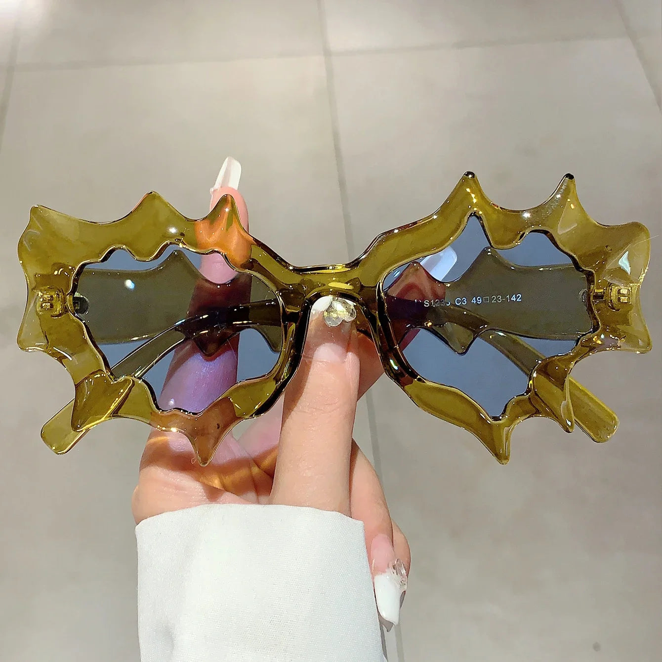 Wave Shape Women Sunglasses