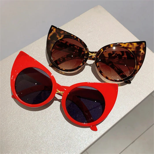 Fashion Vintage Cat Eye Sunglasses Women Luxury Brand Designer Black Glasses Sun Glasses For Female UV400 Eyewear Shades