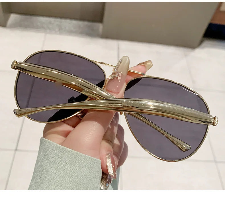 Oval Oversized Sunglasses Women Trendy Vintage Luxury Fashion Glasses