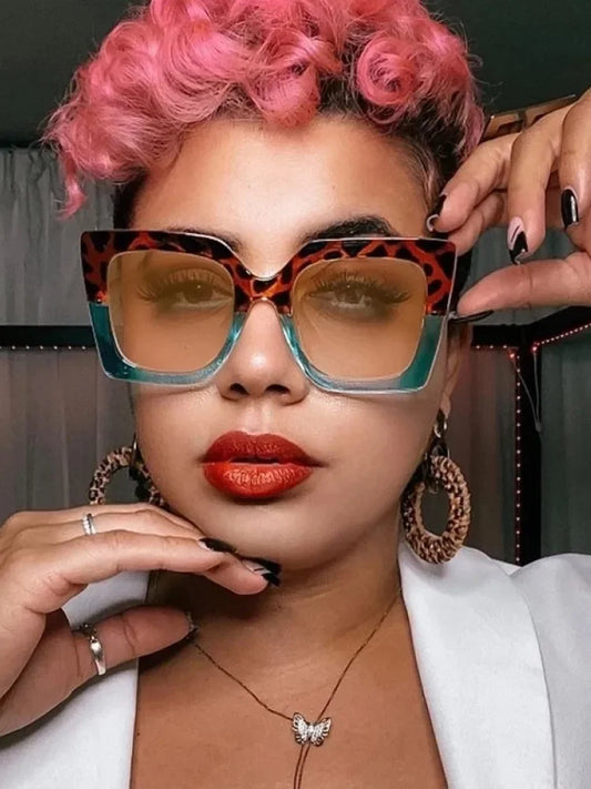 Vintage Oversized Sunglasses Women Luxury Brand Square Sun Glasses Female Retro Floral Fashion Designer Gradient Oculos De Sol