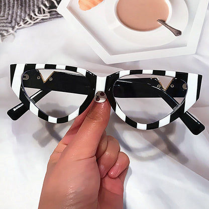 Unique Cat Eye Anti-blue Light Clear Lens Glasses & Sunglasses For Women